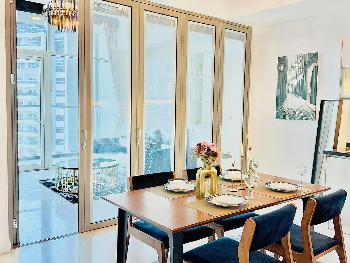 Apartamento 1Bhk Converted To 2Bhk Near Downtown Canal View Dubái