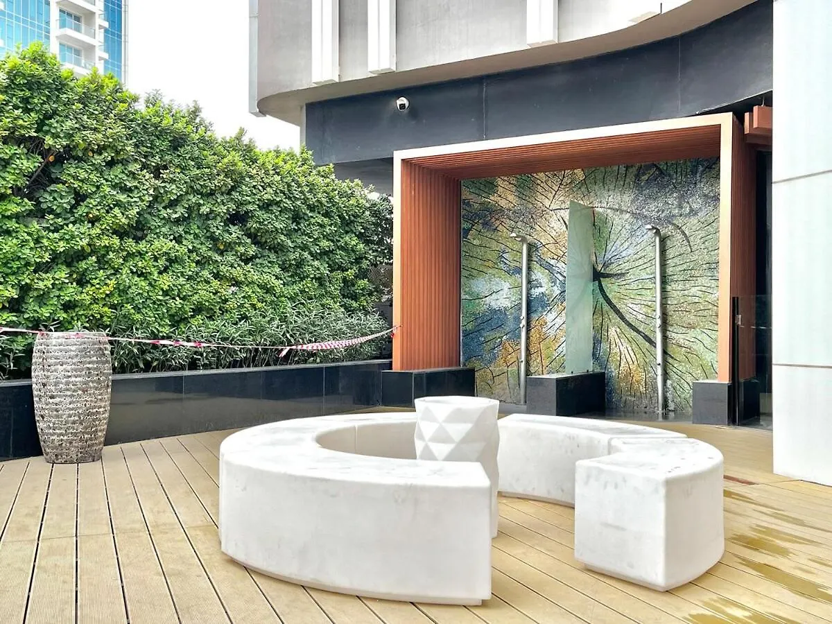 Apartamento 1Bhk Converted To 2Bhk Near Downtown Canal View Dubái