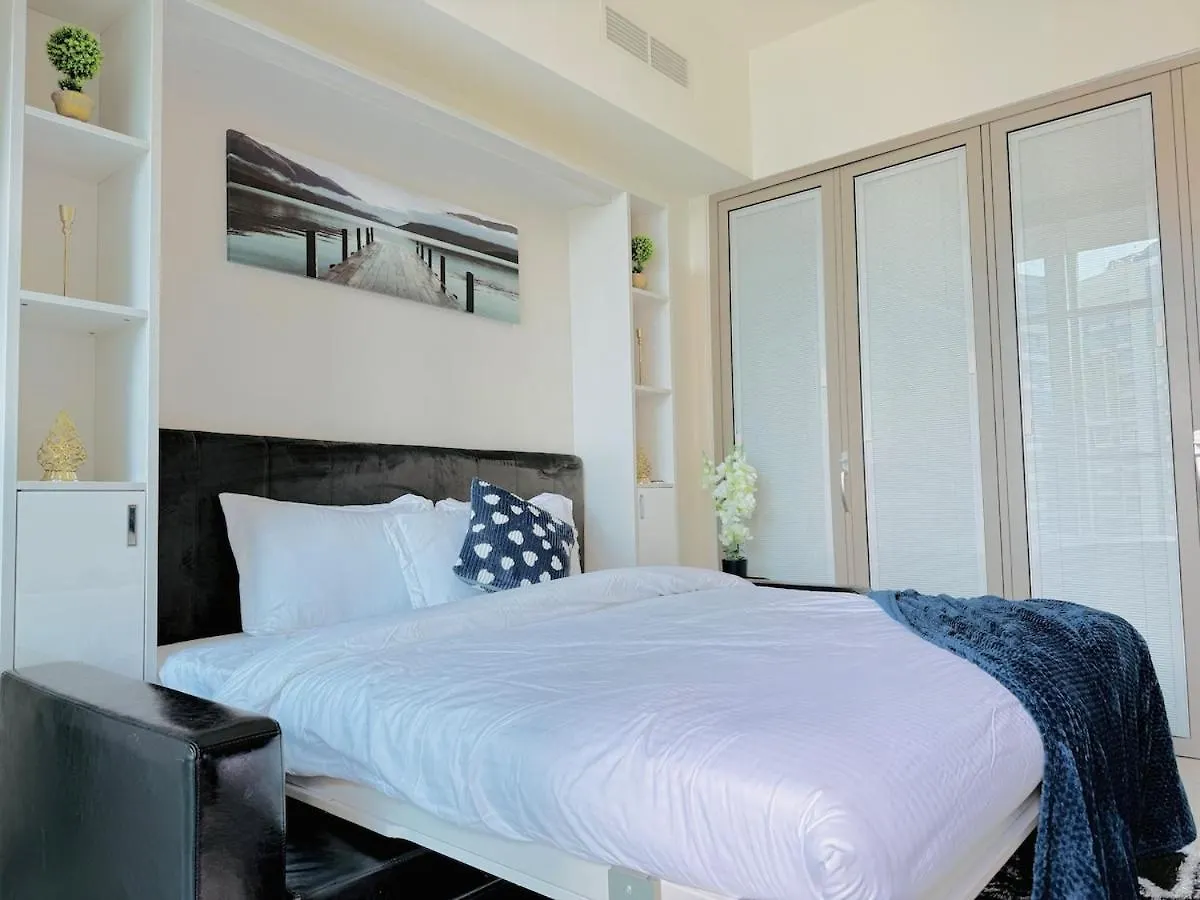 1Bhk Converted To 2Bhk Near Downtown Canal View Dubái Emiratos Árabes Unidos