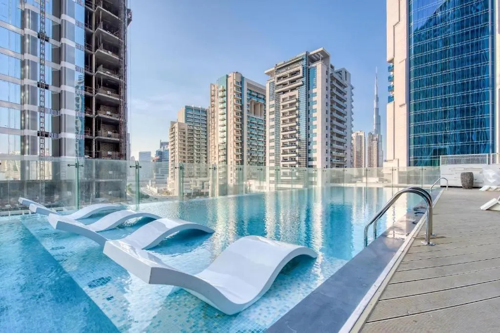 1Bhk Converted To 2Bhk Near Downtown Canal View Dubai