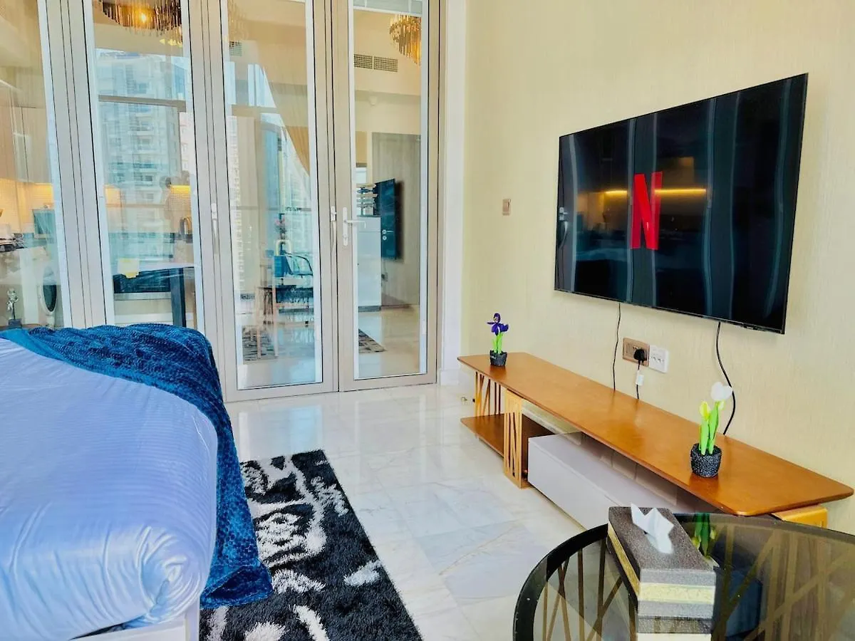 1Bhk Converted To 2Bhk Near Downtown Canal View Dubai 0*,